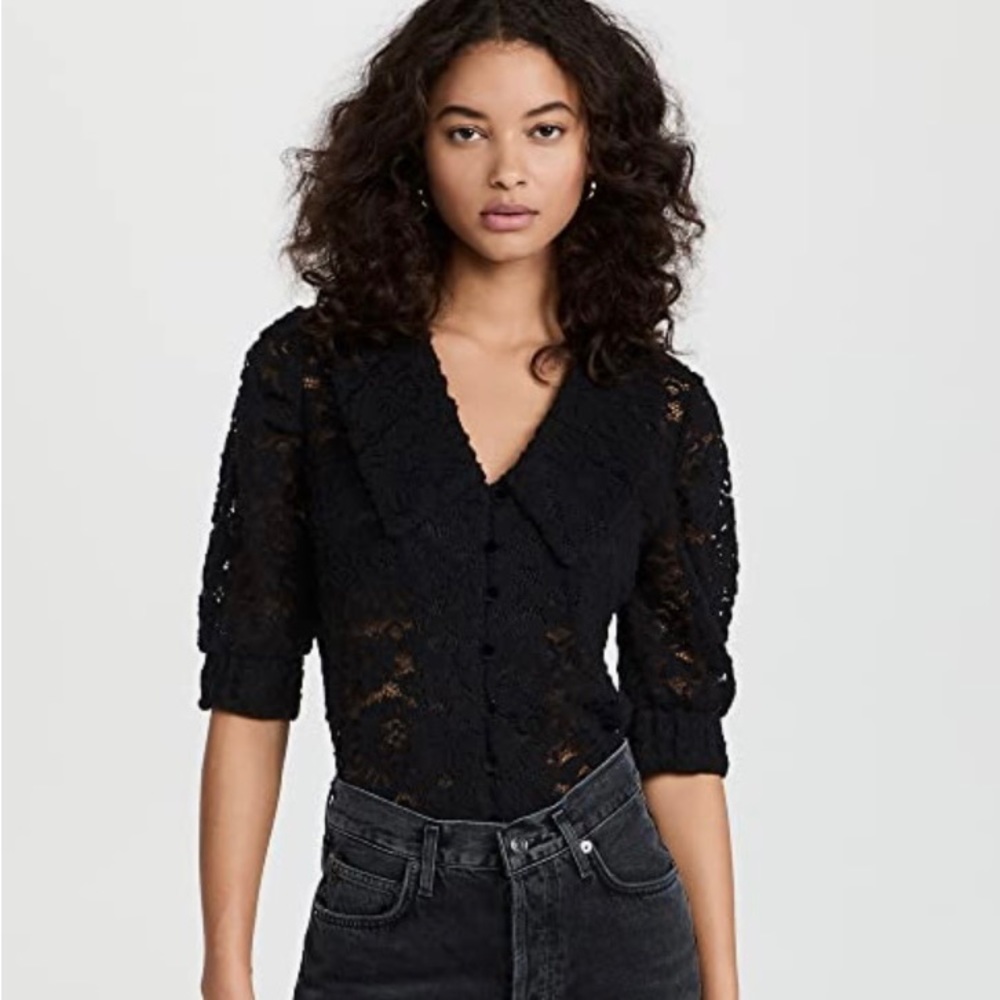 NWT BB Dakota by Steve Madden black Anytime Any Lace top in size small.